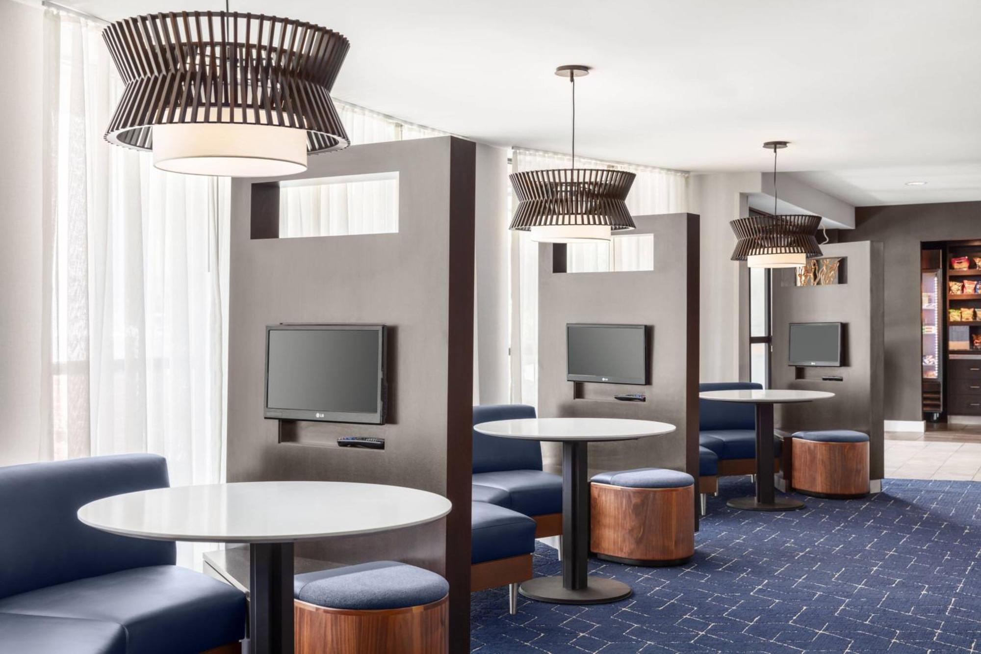 Courtyard Portland Airport Hotell South Portland Exteriör bild